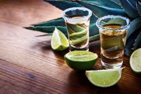 ショットで知る、世界のお酒文化